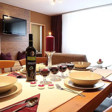 Centre Apartment *